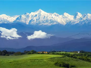 Kumaon Extensive Luxury Tour with Adi Kailash